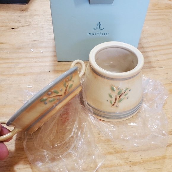 New Country Comfort Decorative Shade & Tray " Ensemble Cottage" - Picture 2 of 8